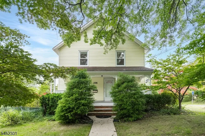 4 bed, 2.5 bath, $4,450 — Photo 4