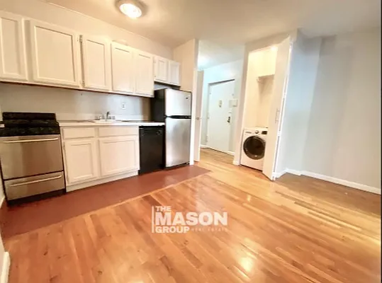 Rented by Mason Group LLC | media 11