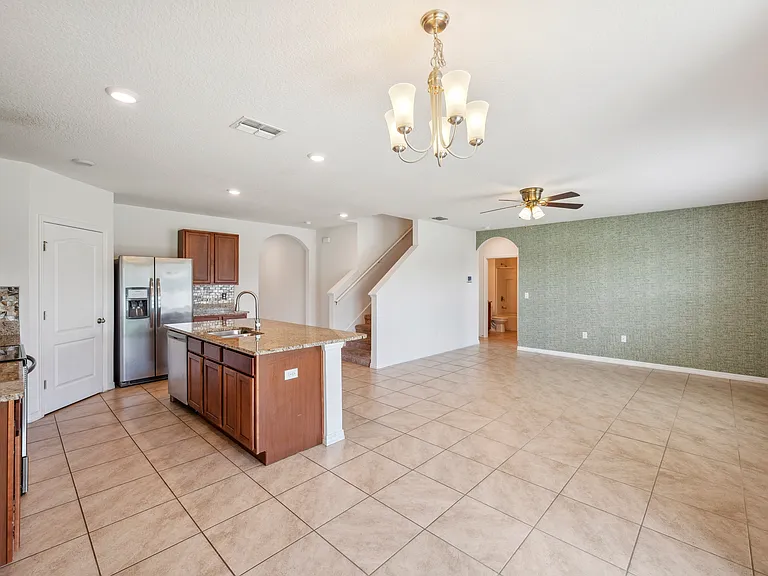2062 Blue Highlands Dr — Photo 7