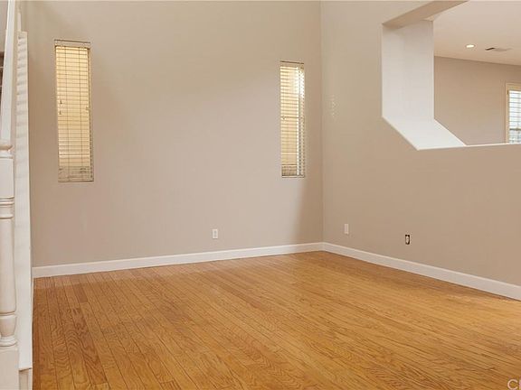 3rd image of 1129 W Capitol Dr Unit 18