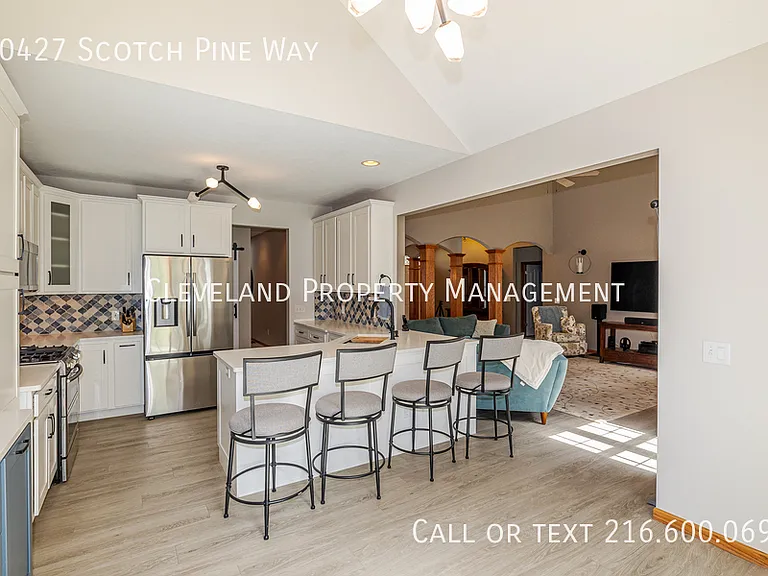 20427 Scotch Pine Way — Photo 8