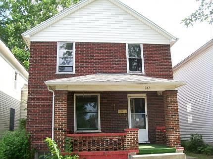 3rd image of 142 Reisinger Ave