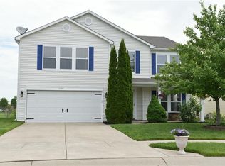 8268 S Rising Sun Dr, Pendleton, IN 46064