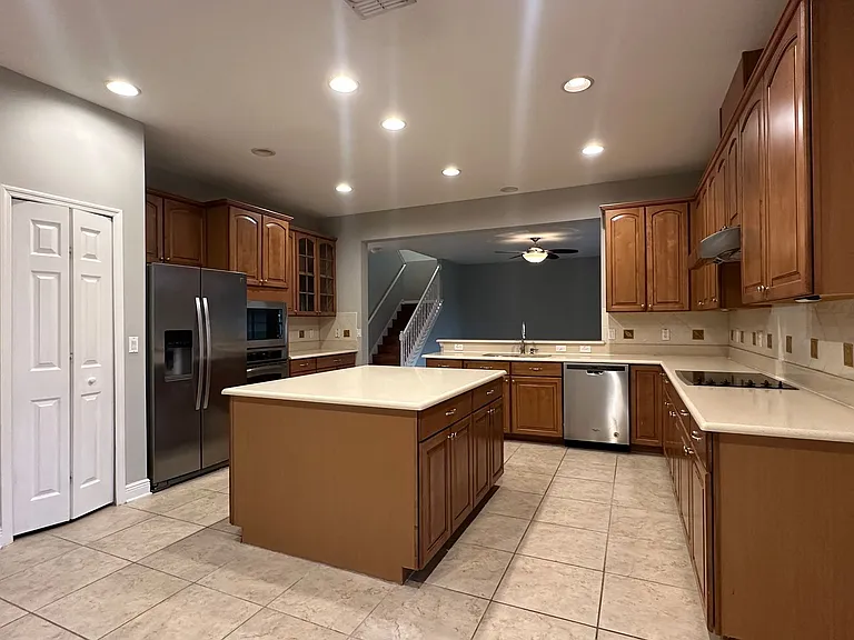 418 Brentwood Club Cv — Photo 18