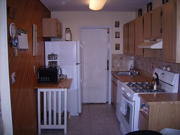 2nd image of 667 Correll Ave #A