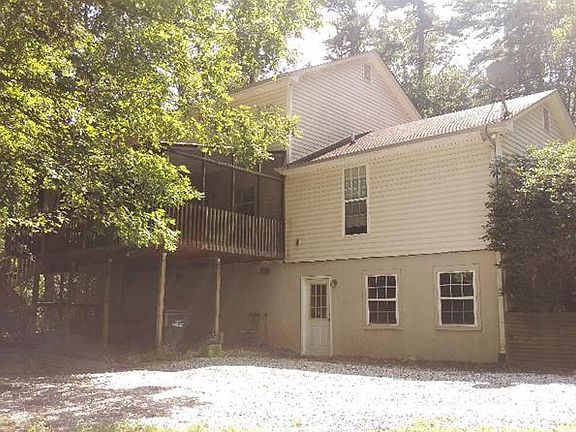 2nd image of 170 Oakland Dr