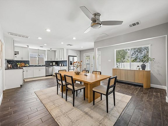 3rd image of 7905 & 7907 Tiffany Dr