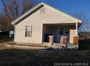 507 W Newton St, Eldon, MO 65026