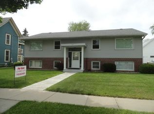409 Clark St APT 3, River Falls, WI 54022