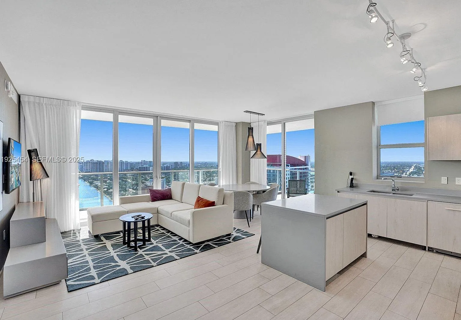 4010 South Ocean Condo — Photo 1