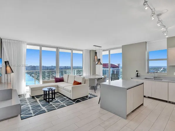 4010 S Ocean Dr, Hollywood, FL