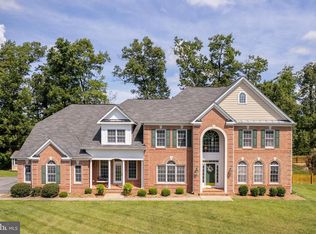 100 Sand Bunker Ct, Front Royal, VA 22630