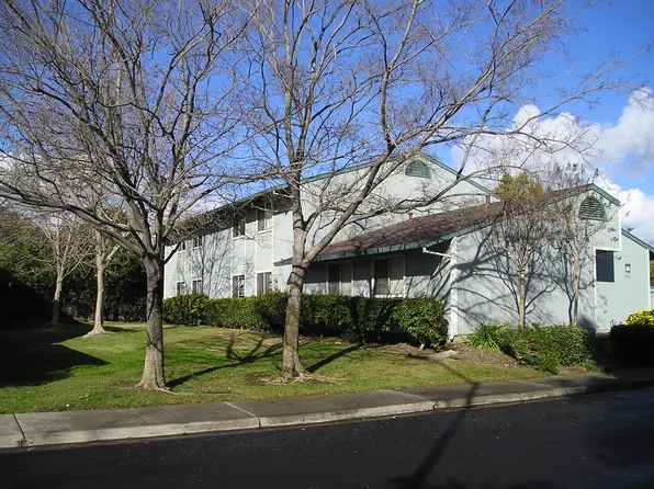 3562 Silver Oaks Way APT D, Livermore, CA 94550