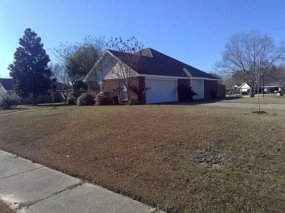 3rd image of 13065 Glennwood Pl