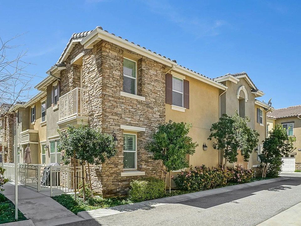 1st image of 4321 Green Pasture Ln Unit 3