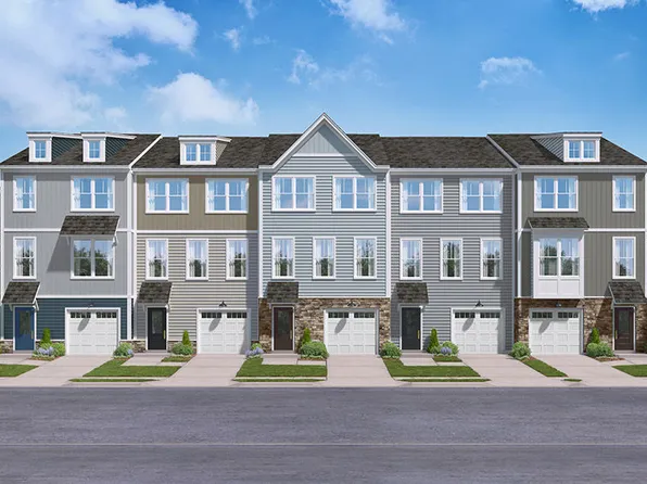 4985 Dunnagan Dr, Crozet, VA 22932