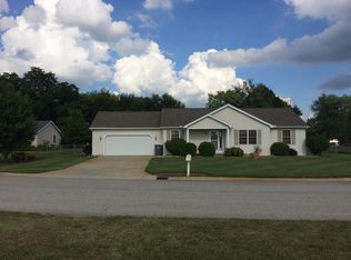 65800 Honeysuckle Ave, Goshen, IN 46528