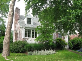 4623 Edgefield Rd, Bethesda, MD 20814