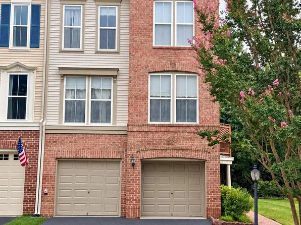 21424 Falling Rock Ter, Ashburn, VA 20148