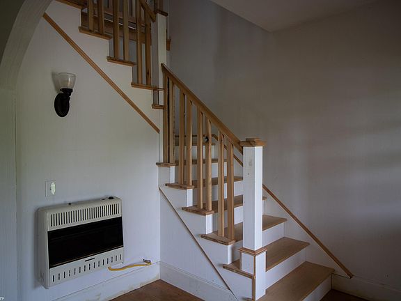 3rd image of 4251 Shady Grove Ln