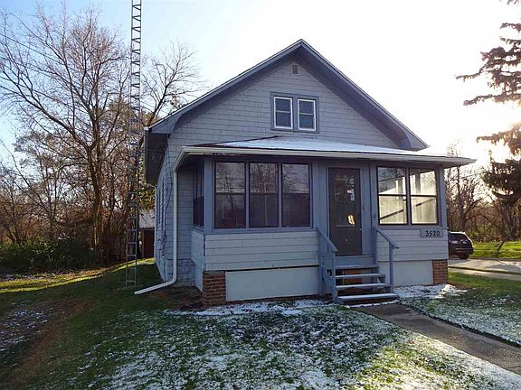 2nd image of 3520 Preston St