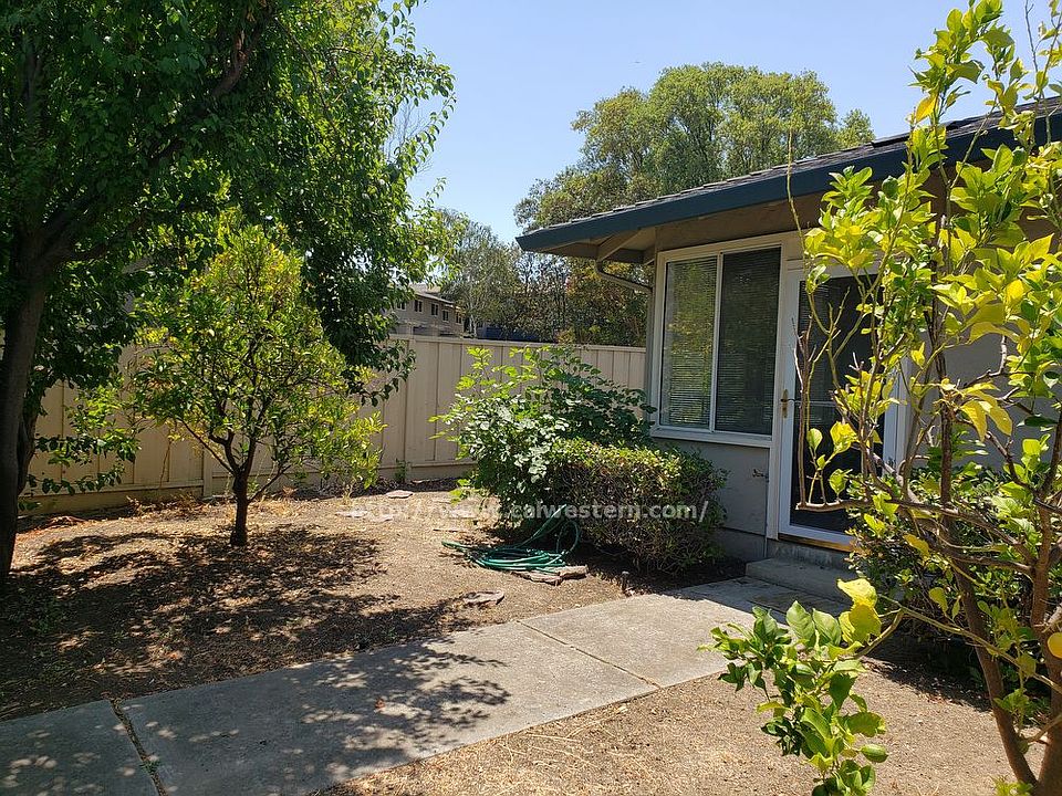 1st image of 7145 Rainbow Dr APT 7