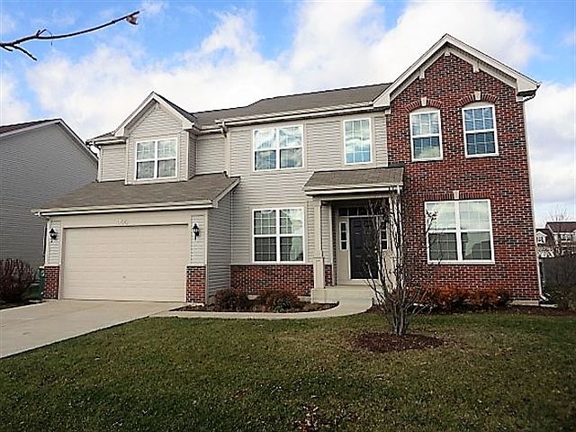 1st image of 900 Farmstead Ln