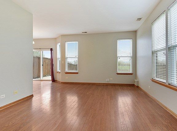 4th image of 3727 Indian Head Ln