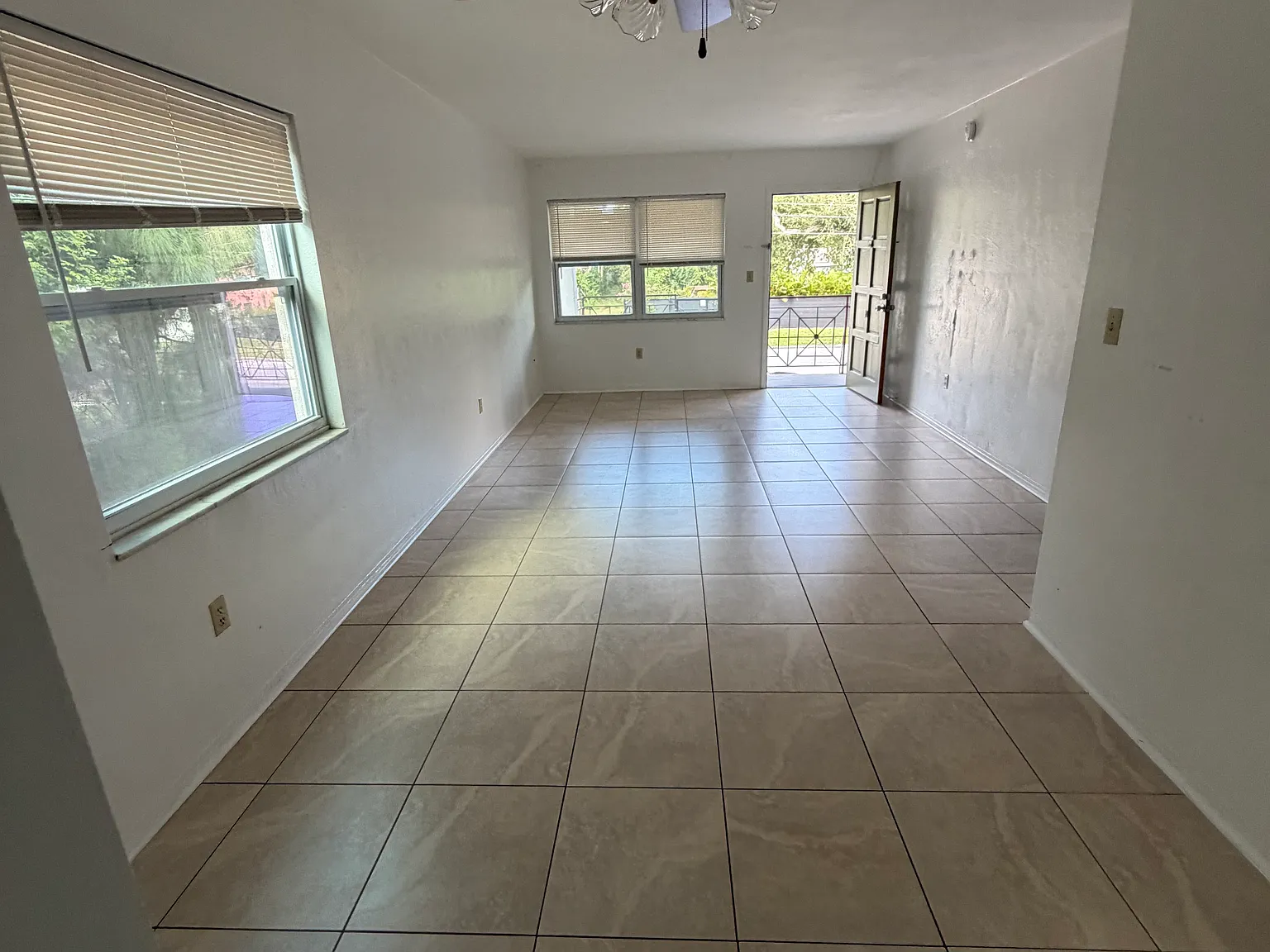 2 bed, 1000 sqft, $1,500 — Photo 4