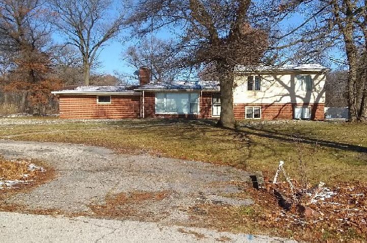 1st image of 800 E 56th Ave