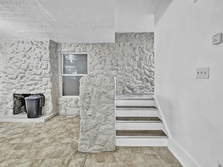9502 Talbot Ave — Photo 15