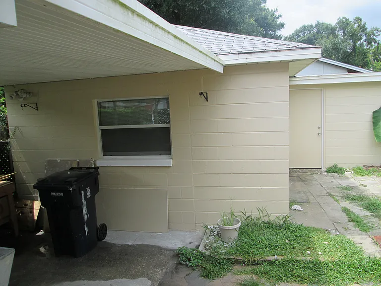 3003 W North B St — Photo 20
