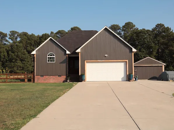 259 Sandollar Ct, Sanford, NC 27332