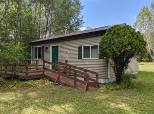 1381 E Monroe St, White Cloud, MI 49349