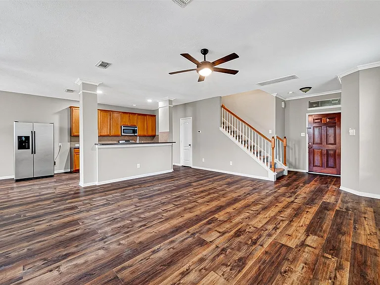 5403 Canyon Hollow Dr — Photo 11