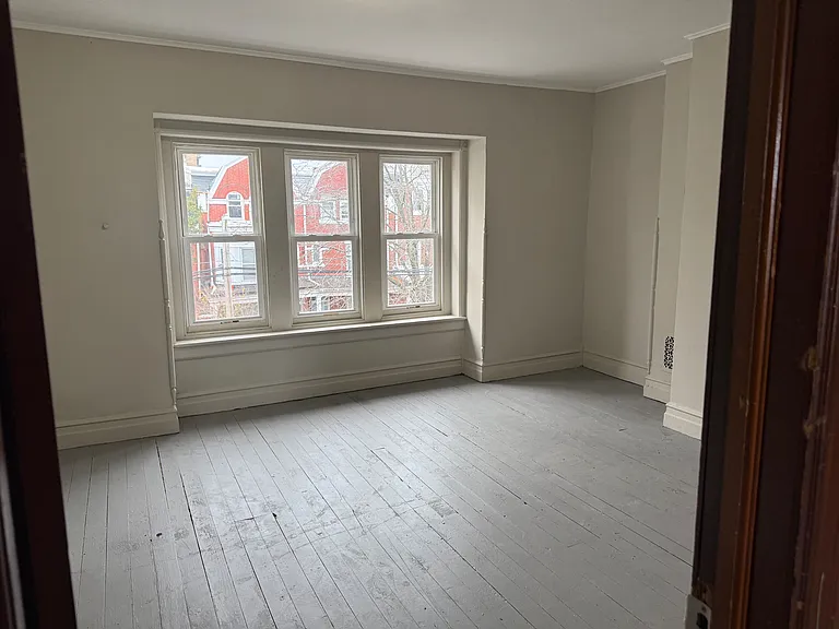 41 S Franklin St — Photo 15