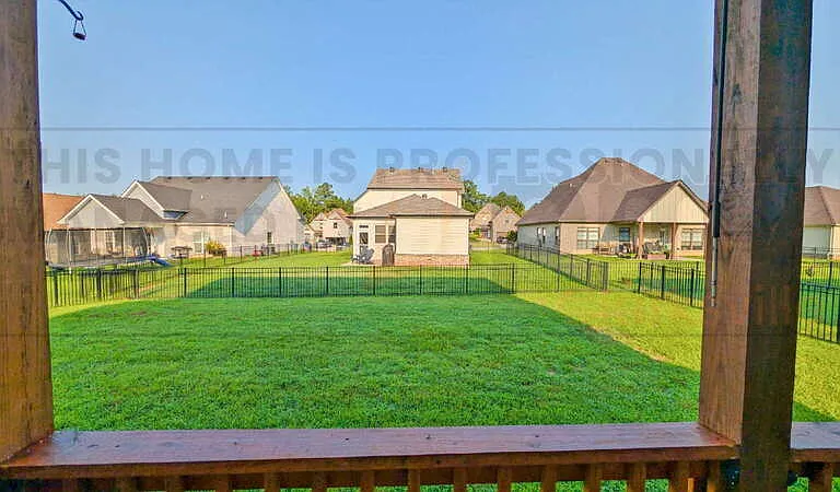 576 Dexter Dr — Photo 45