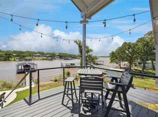 563 Country Club Rd, Bowie, TX 76230