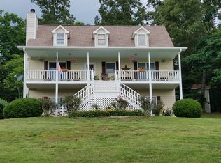 871 Ed Nichols Rd, Young Harris, GA 30582