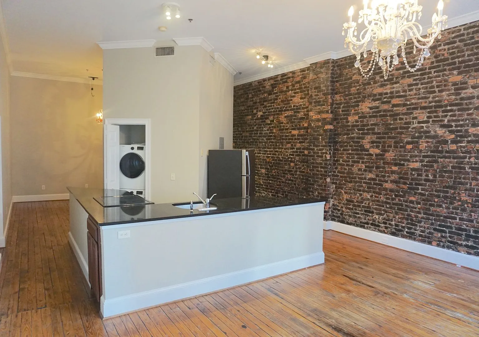 Broughton Street Condos 1 Bed, 1 Bath Loft | Available December 2026 — Photo 3