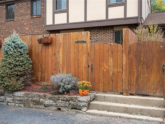 3rd image of 7534 Graystone Ct #175