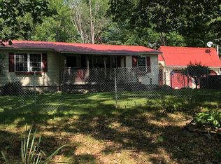 68 Town Farm Rd, Lincoln, ME 04457