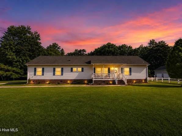 222 Fisher Turnpike Road, Arapahoe, NC 28510