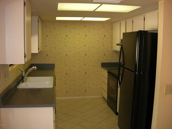 3rd image of 12718 W Gable Hill Dr