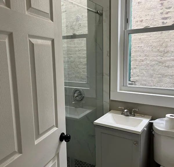 188 Bergen Ave — Photo 6