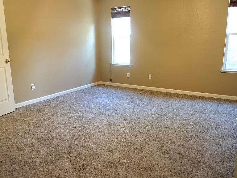 6732 Altesino Dr — Photo 9