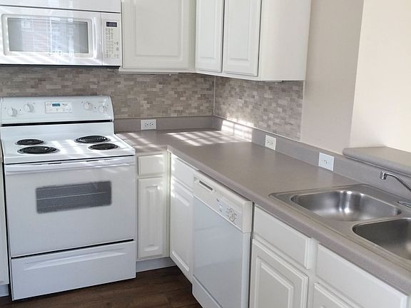 Kitchen 3