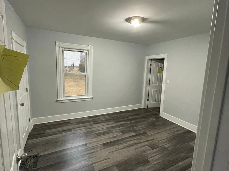 12 Scrimgeour Rd #1 — Photo 9