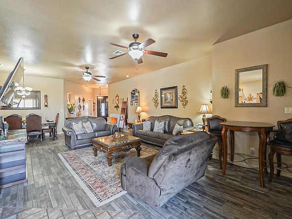 4th image of 14646 E 49th Dr