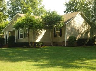 5042 Jenkins Rd, Knoxville, TN 37918